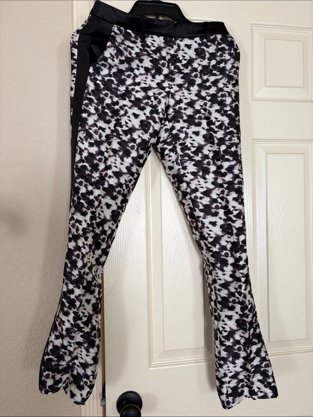 RACHEL ZOE Pants leopard.